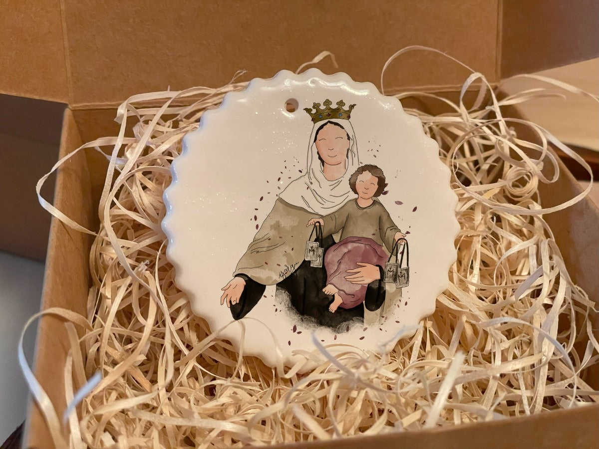 Medallón de cuna de la Virgen del Carmen