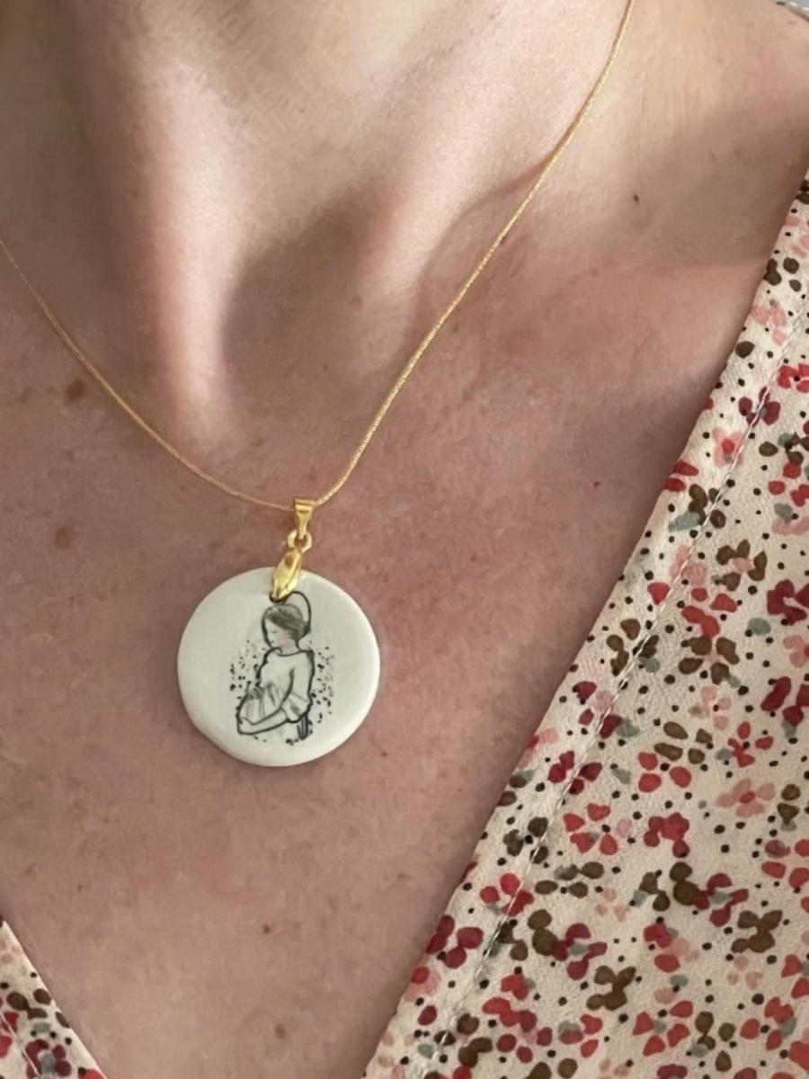 Medalla de cerámica